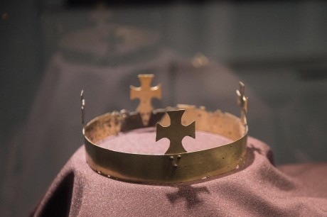 Előadás Szent László és III. Béla királyokról a Nemzeti Emlékhelyen